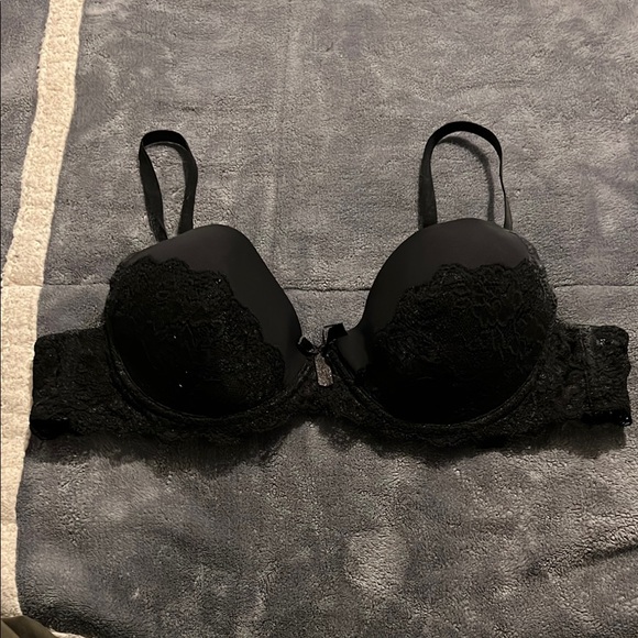 Other - Classic Black Adjustable Strap Bra